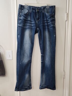 Cowgirl Tuff Co. Bootcut Rhinestone Jeans (Size W:32 L:31) Style# JDOWNT GUC